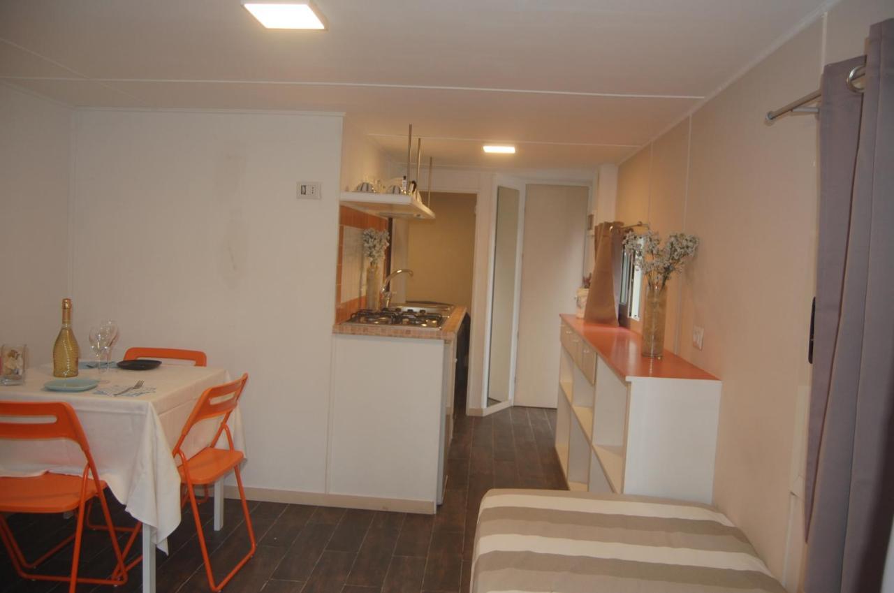 Villaggio Residence Nettuno มัสซาลูเบรนเซ ภายนอก รูปภาพ