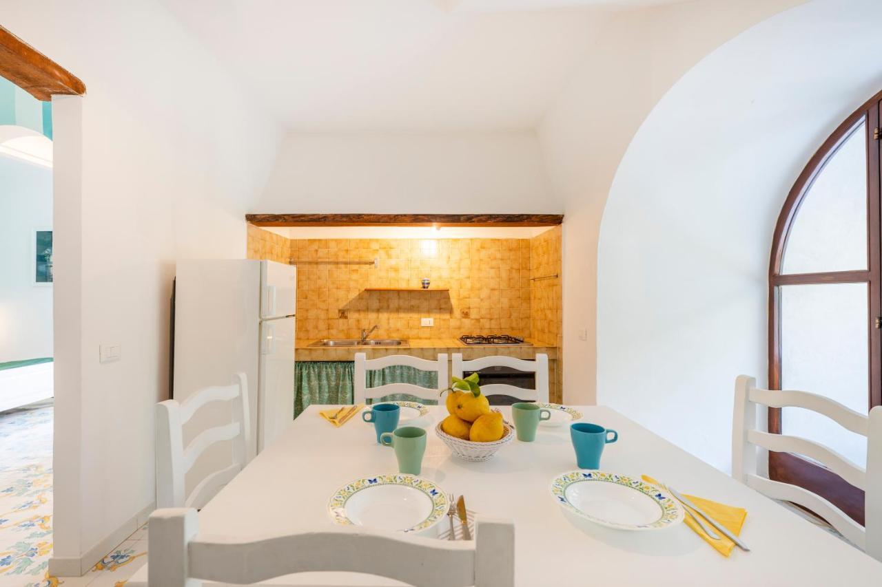 Villaggio Residence Nettuno มัสซาลูเบรนเซ ภายนอก รูปภาพ